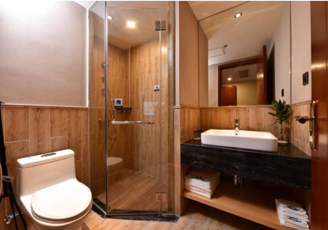 Days Inn Business Place Bagu 重庆 外观 照片