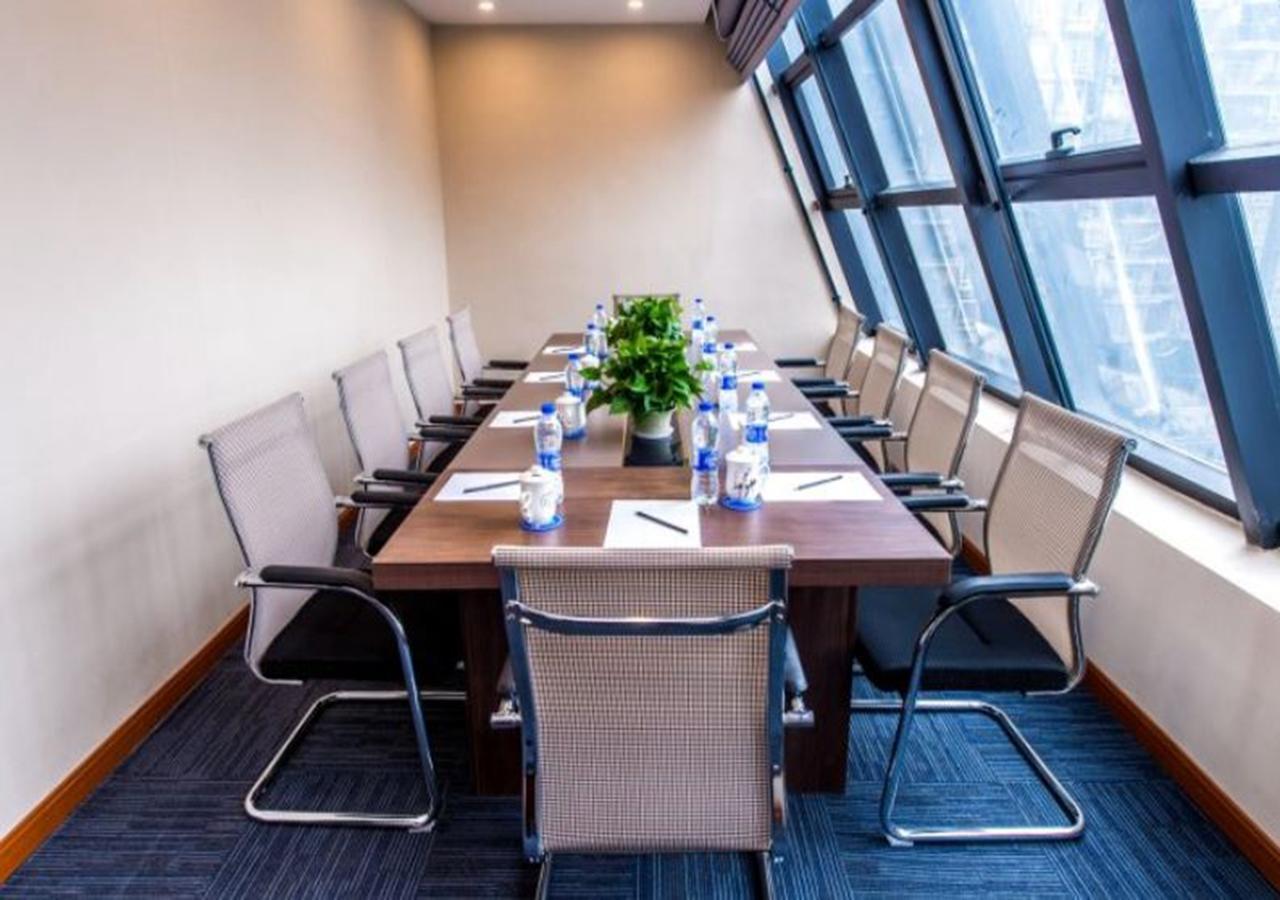 Days Inn Business Place Bagu 重庆 外观 照片