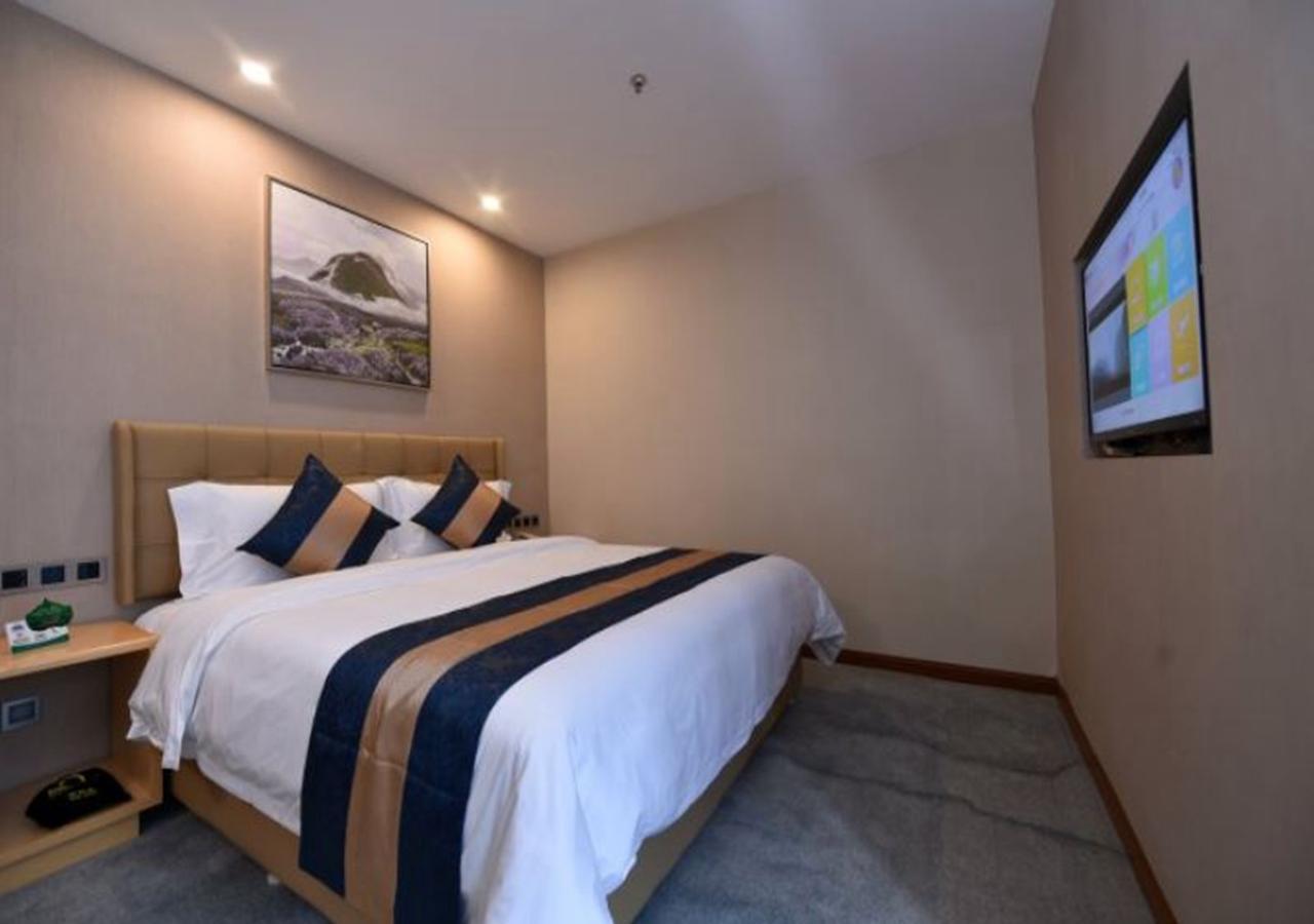 Days Inn Business Place Bagu 重庆 外观 照片